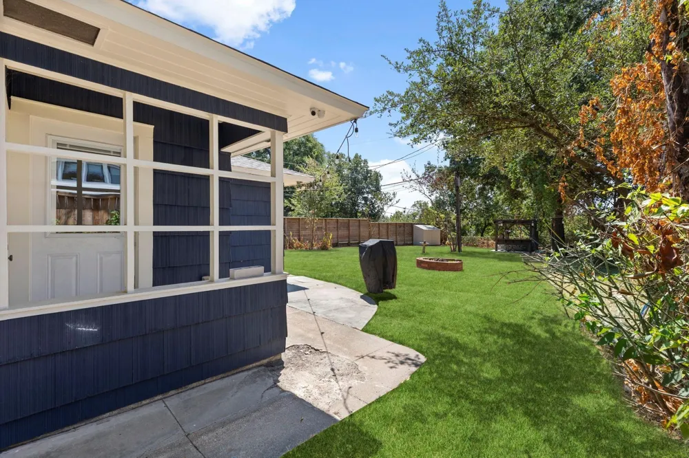 1802 Turnpike Road Houston, TX 77008
