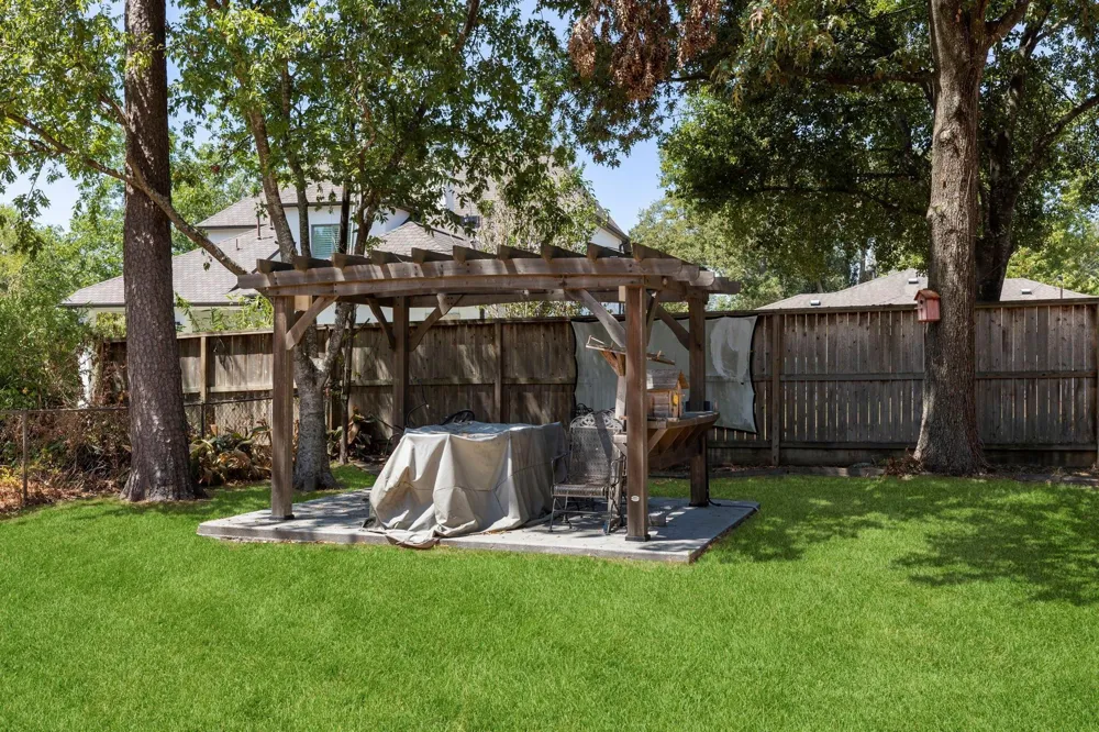 1802 Turnpike Road Houston, TX 77008