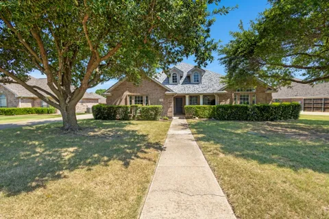 135 Honeysuckle Drive