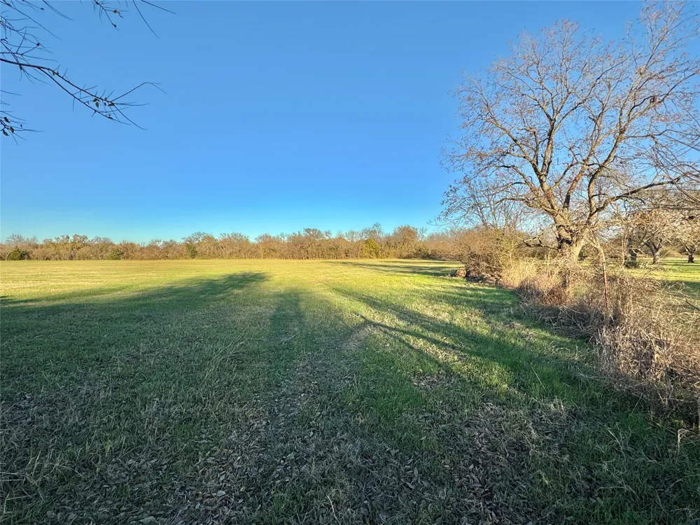 738 Cole Street Gainesville, TX 76240