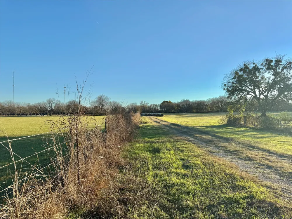 738 Cole Street Gainesville, TX 76240