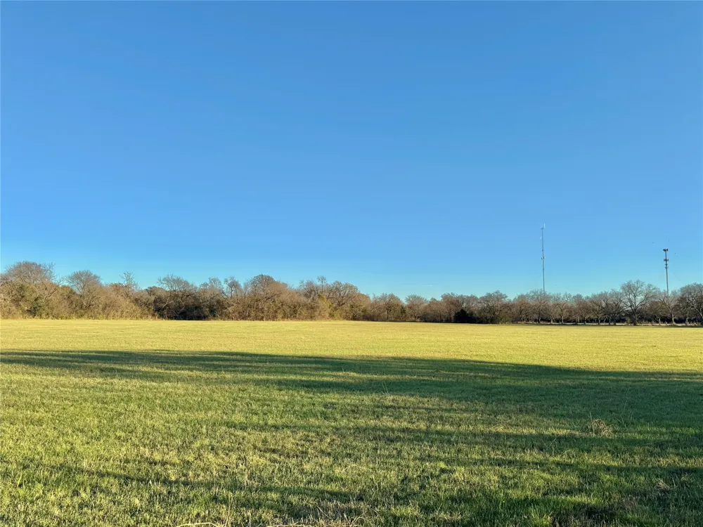 738 Cole Street Gainesville, TX 76240