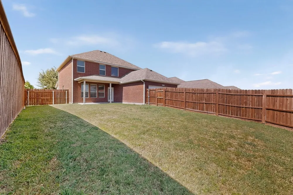 116 Cliffbrook Drive Wylie, TX 75098
