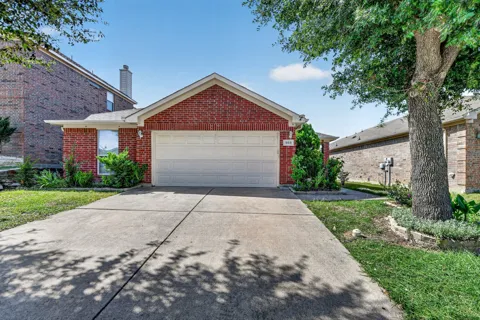803 E Alexander Lane