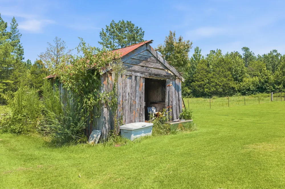 4930 Hwy 114 W Bath Springs, TN 38311