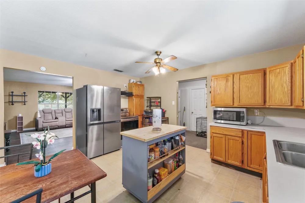 1112 Caprice Drive Grand Saline, TX 75140