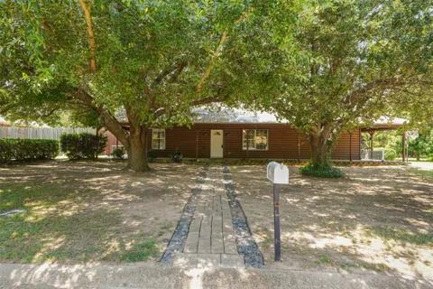 1112 Caprice Drive