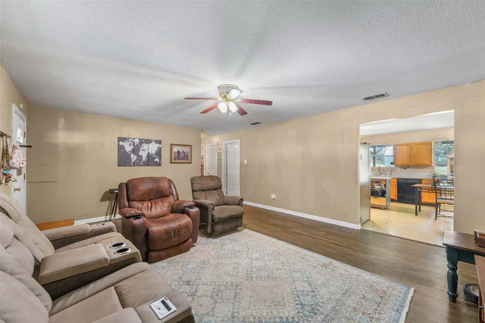 1112 Caprice Drive Grand Saline, TX 75140