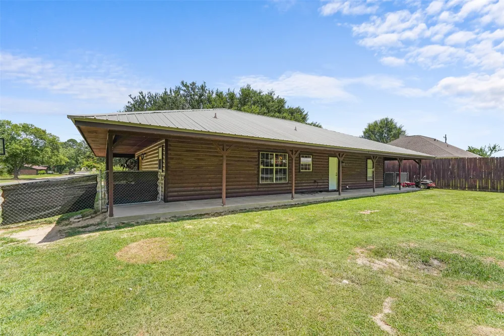 1112 Caprice Drive Grand Saline, TX 75140