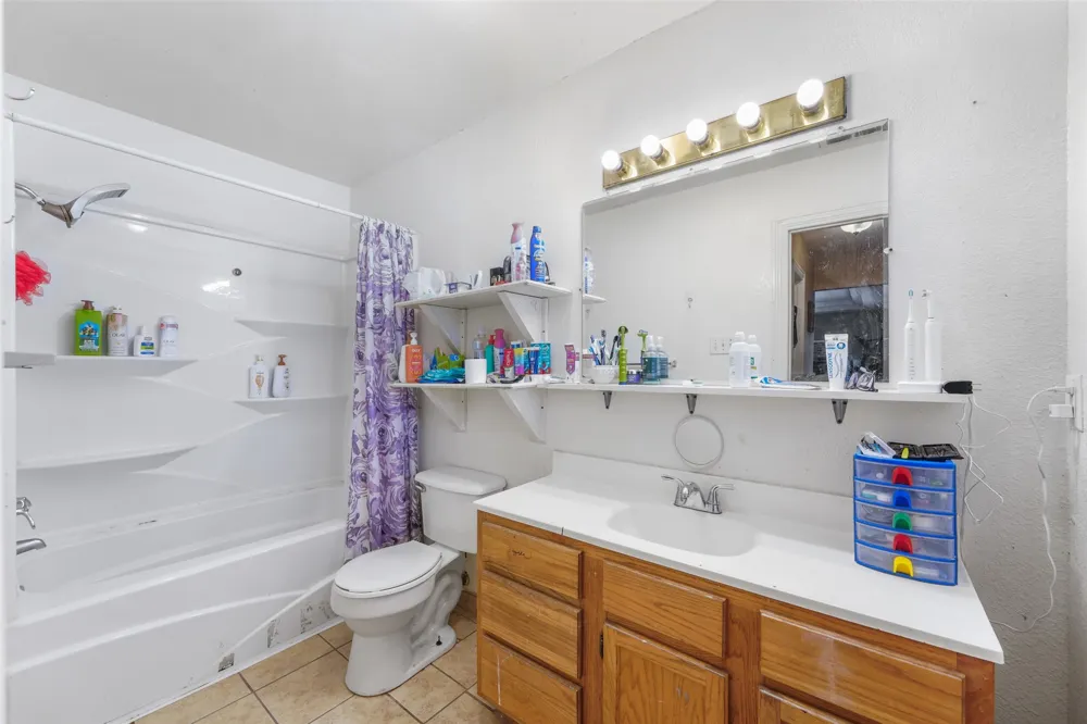 1112 Caprice Drive Grand Saline, TX 75140