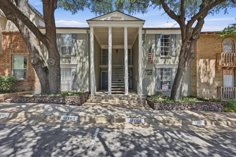15918 Club Crest Drive #2111