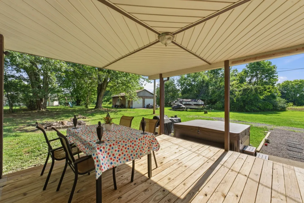 198 Clearview Rd Cottontown, TN 37048