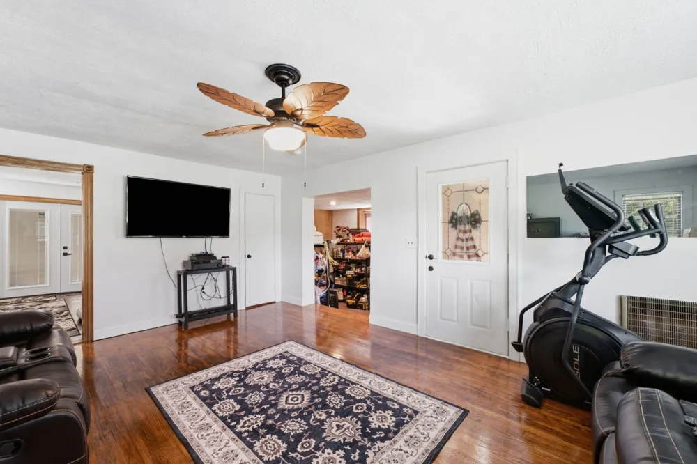 198 Clearview Rd Cottontown, TN 37048