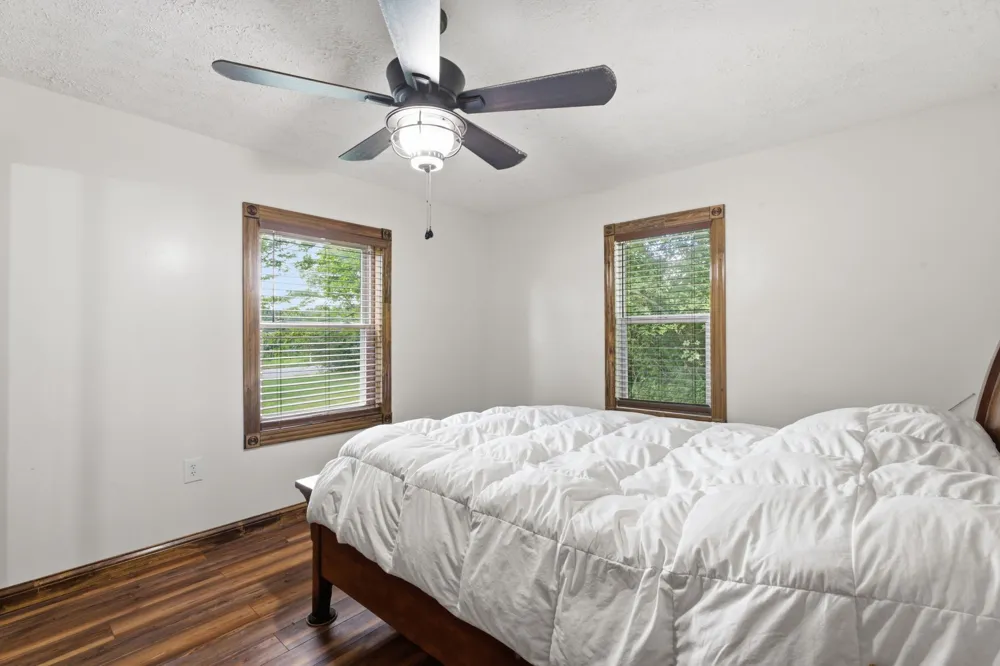 198 Clearview Rd Cottontown, TN 37048