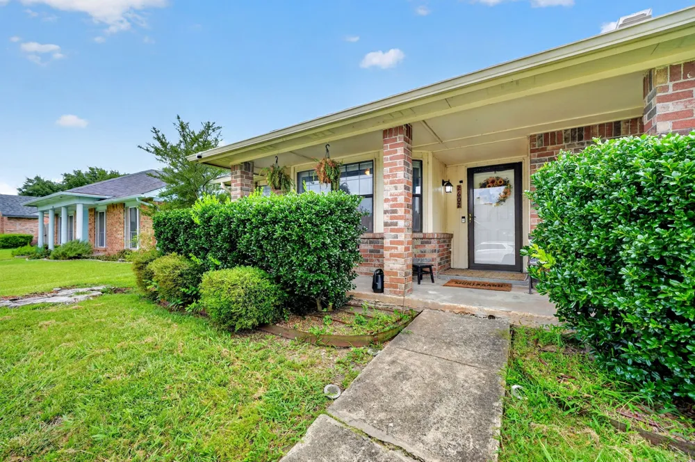 2602 Princewood Drive Garland, TX 75040