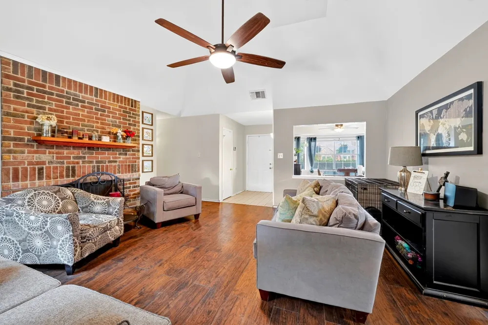 2602 Princewood Drive Garland, TX 75040