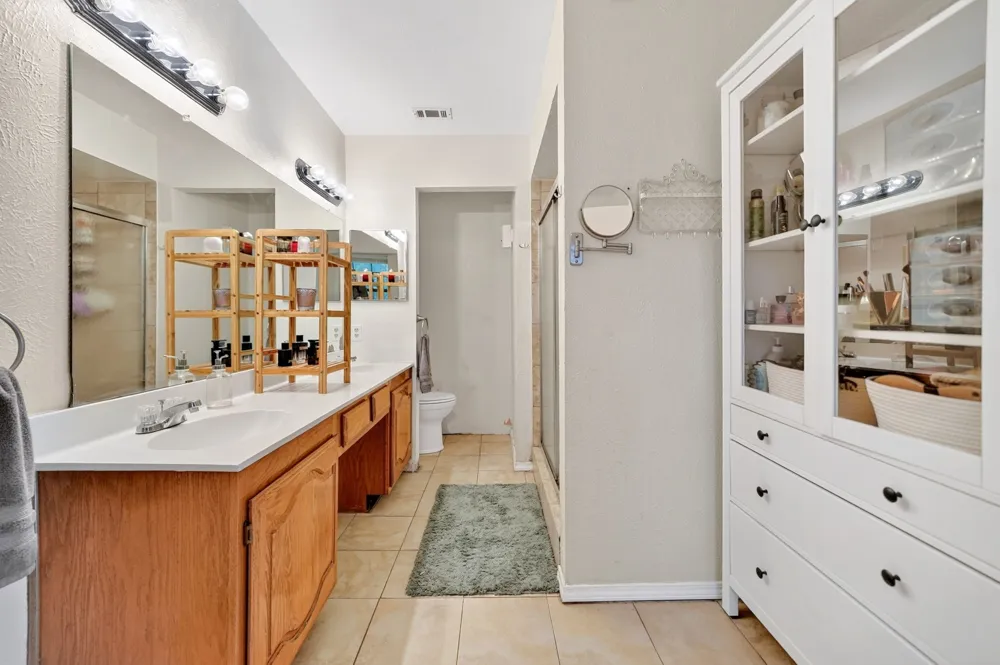 2602 Princewood Drive Garland, TX 75040