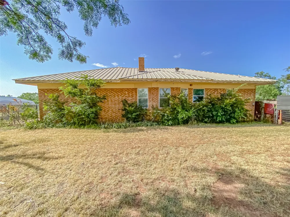 1195 County Road 415 Merkel, TX 79536