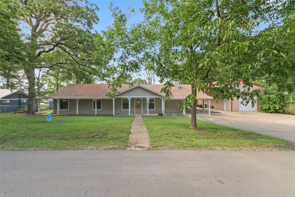 323 Dyer Circle Payne Springs, TX 75156