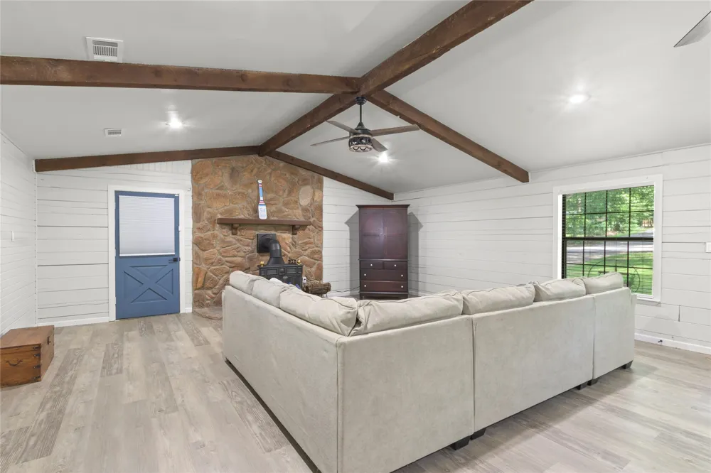 323 Dyer Circle Payne Springs, TX 75156