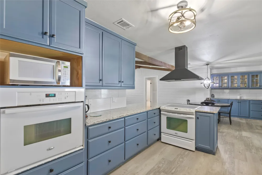 323 Dyer Circle Payne Springs, TX 75156
