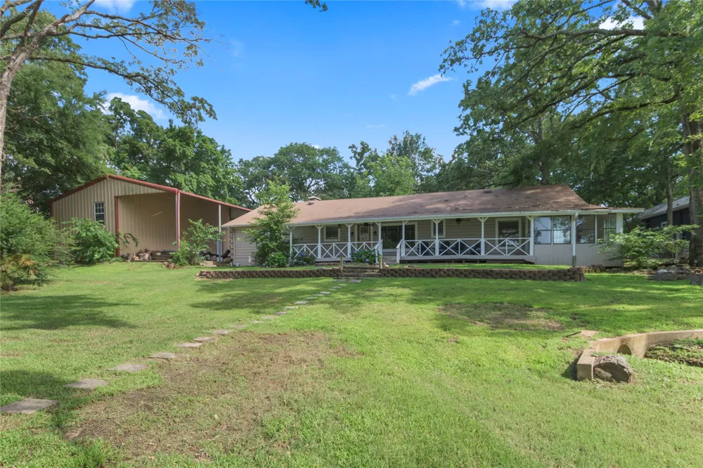 323 Dyer Circle Payne Springs, TX 75156