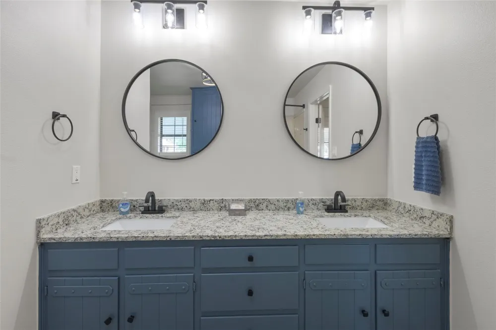 323 Dyer Circle Payne Springs, TX 75156
