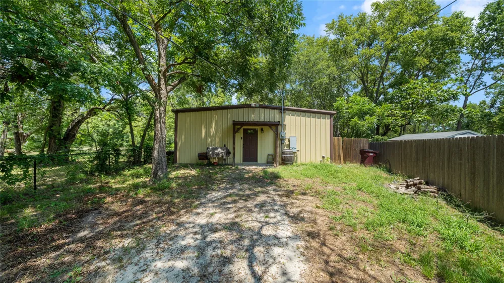 1475 S Buffalo Canton, TX 75103