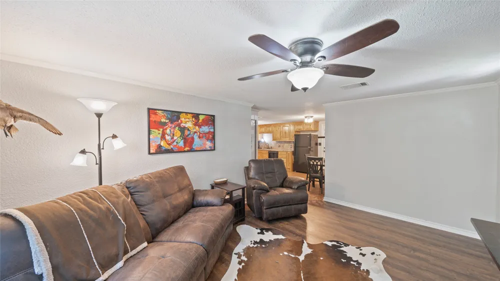 1475 S Buffalo Canton, TX 75103