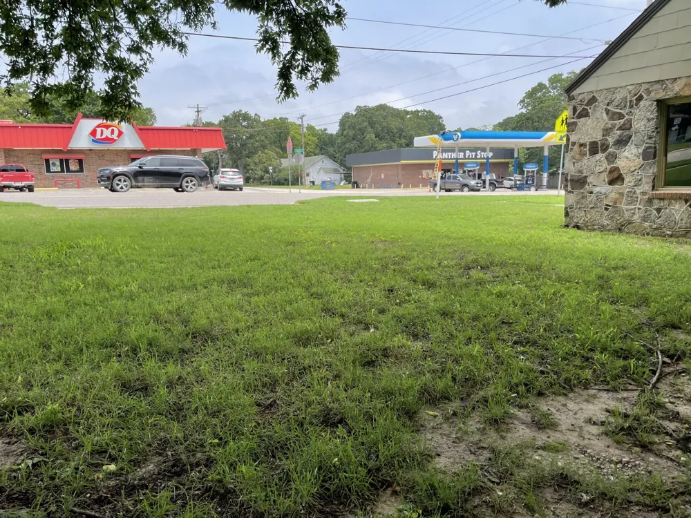 408 S Broad Street St Jo, TX 76265