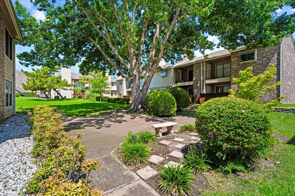 4748 Old Bent Tree Lane #506 Dallas, TX 75287