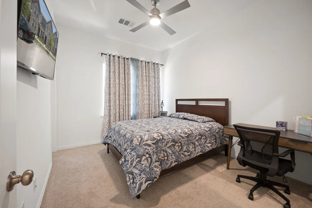 5243 Legacy Street Haltom City, TX 76117