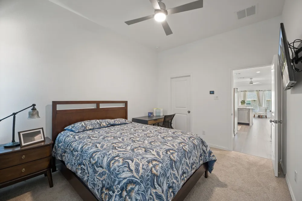 5243 Legacy Street Haltom City, TX 76117