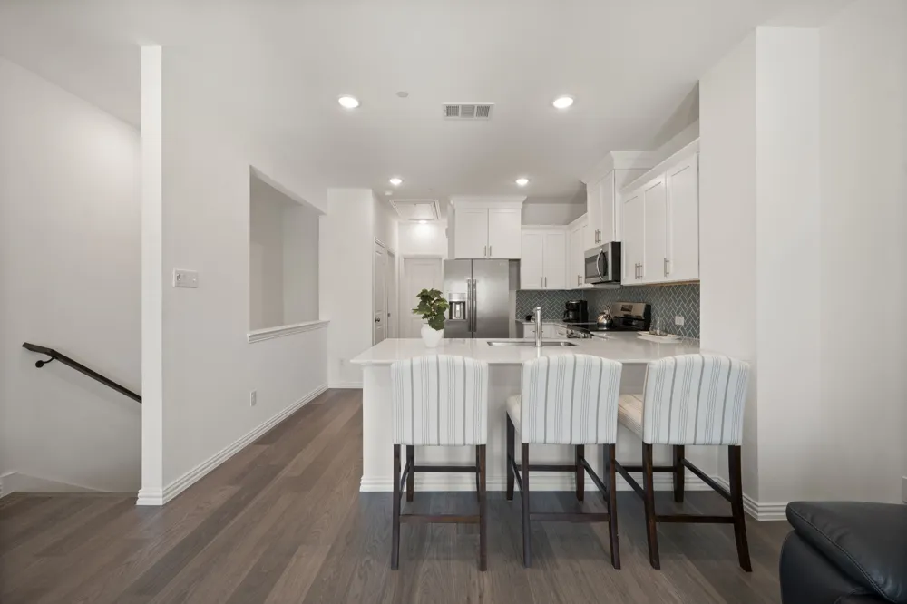5243 Legacy Street Haltom City, TX 76117