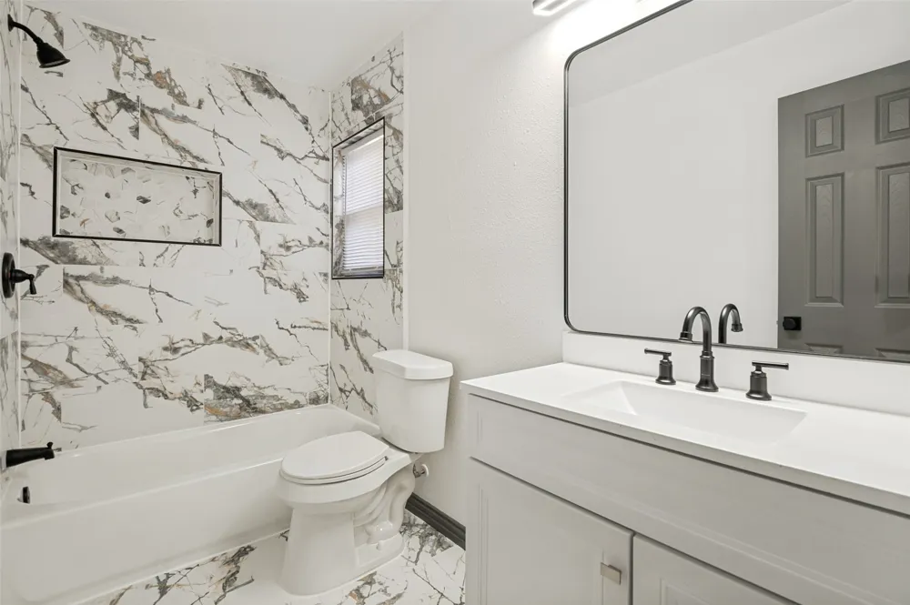 3910 Vanette Lane Dallas, TX 75216