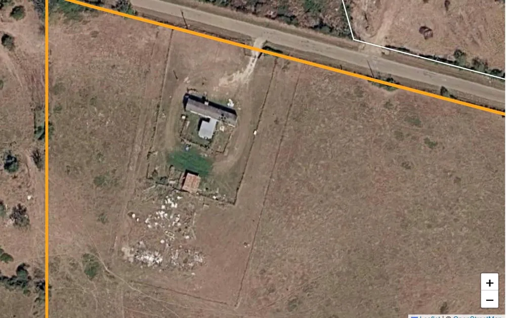 1186 Schindler Road Alleyton, TX 78935