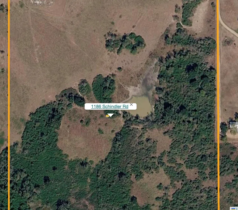 1186 Schindler Road Alleyton, TX 78935