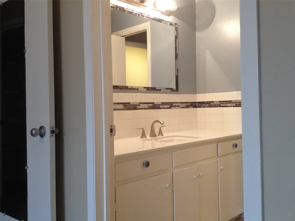 1202 Double Bend Back Road West Lake Hills, TX 78746