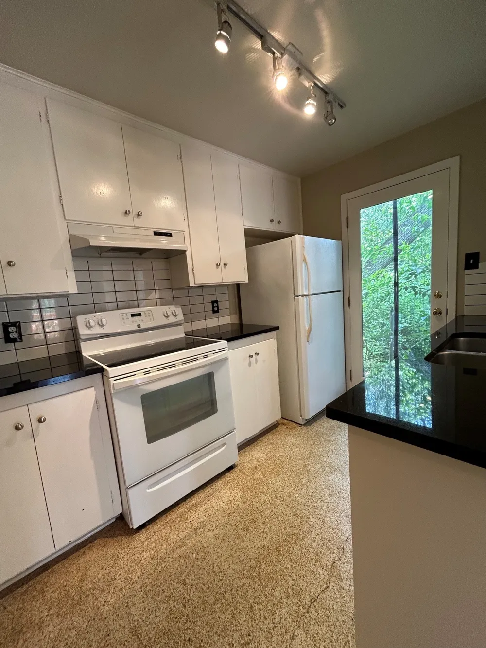 1202 Double Bend Back Road West Lake Hills, TX 78746