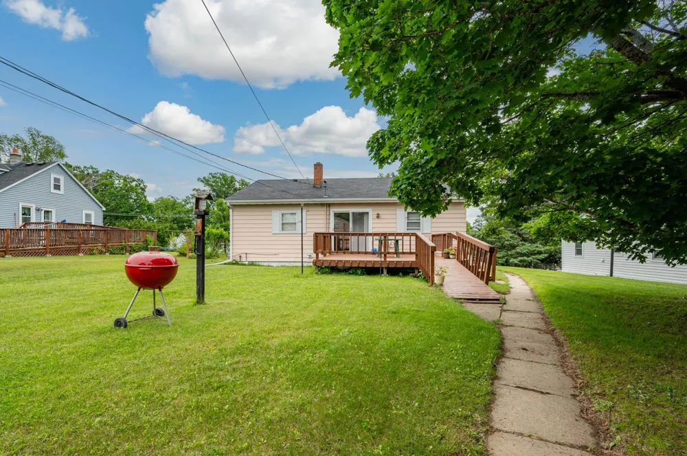 507 NW 16th Avenue Grand Rapids, MN 55744