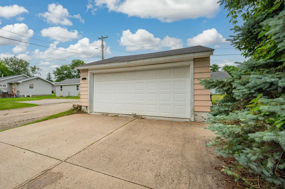 507 NW 16th Avenue Grand Rapids, MN 55744