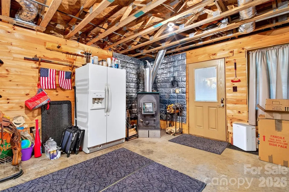 664 Paxton Creek Road Marion, NC 28752