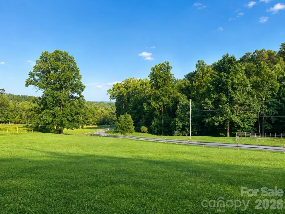 664 Paxton Creek Road Marion, NC 28752