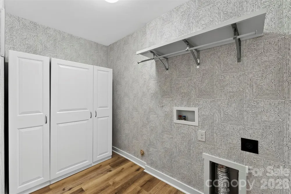 2238 Bluebell Way Tega Cay, SC 29708