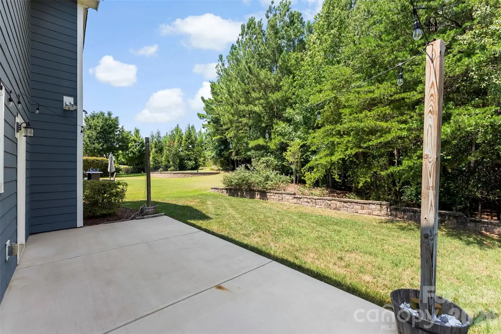 2238 Bluebell Way Tega Cay, SC 29708