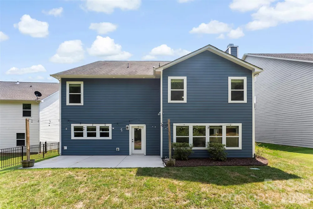 2238 Bluebell Way Tega Cay, SC 29708