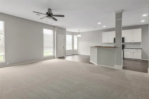 2907 Acacia Fair Lane
