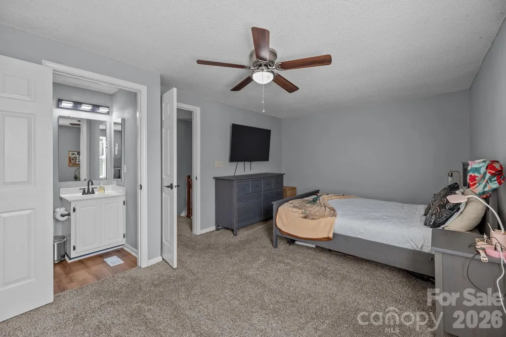 247 Water Oak Drive Pineville, NC 28134