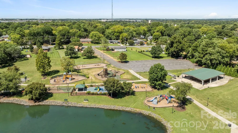 247 Water Oak Drive Pineville, NC 28134