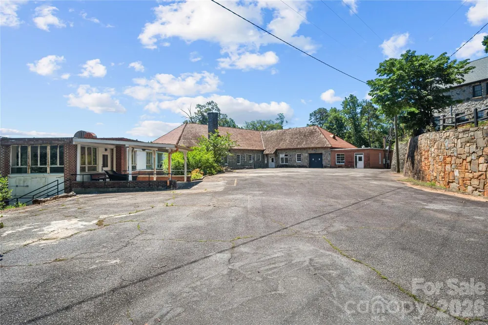 330 Carolina Drive Tryon, NC 28782